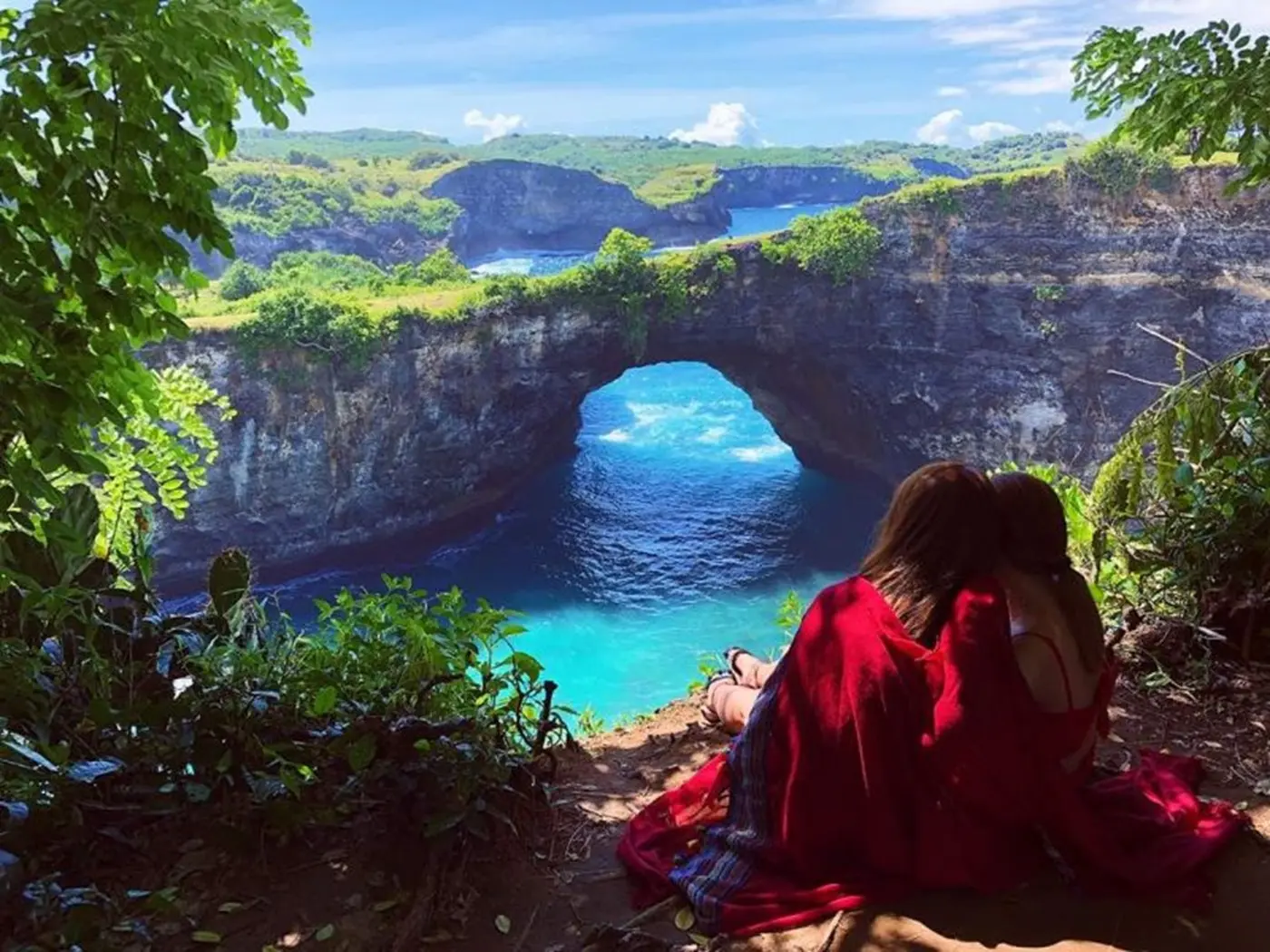 broken beach nusa penida